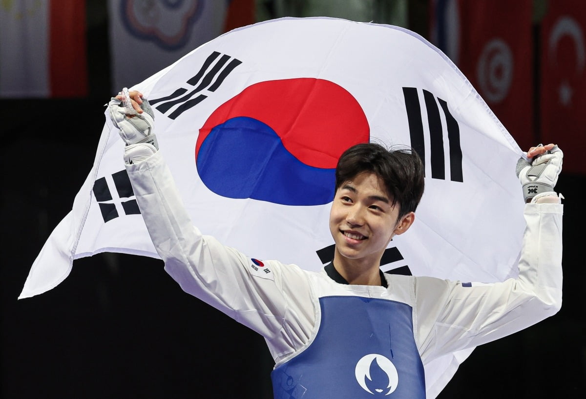 CBA状元沦为弃将：5战总计仅拿14分，上场时间大跌，才华惨遭埋没