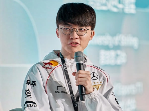 CBA杯战报：李炎哲21+6 鄢手骐空砍24分 新疆89-69大胜辽宁出线