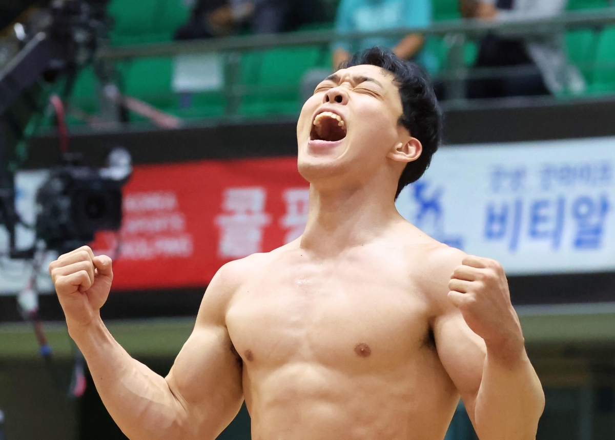 媒体人：CBA首轮外援得分占比为51.4% 超过国内球员的48.6%