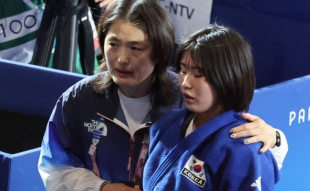 大胜浙江，卢伟发布会：防守到位，会锻炼新人，谈罚球+磨合问题