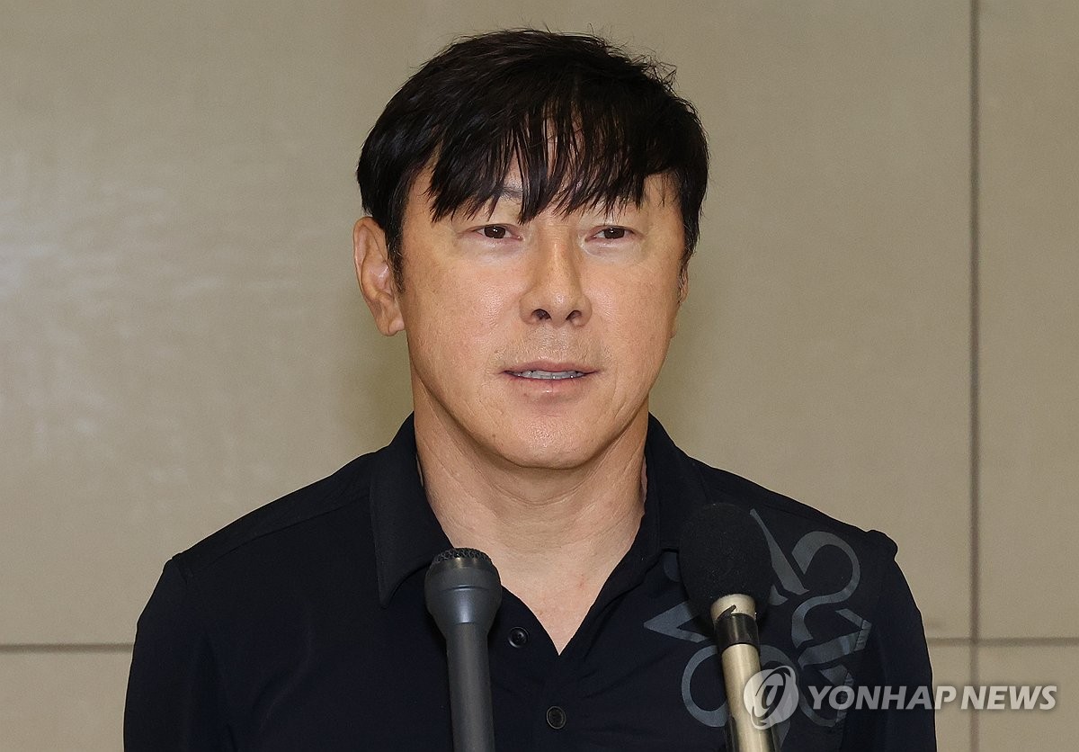 TA：曼城财务违规案年内出结果 瓜帅或续约一年